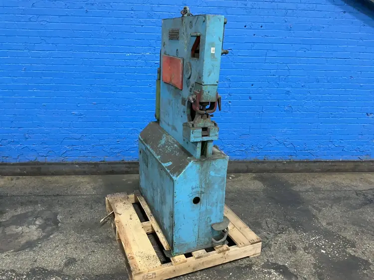 Used MUBEA / MUHR UND BENDER HPS 350 Ironworkers Ohio US | HGR 24 #1488520