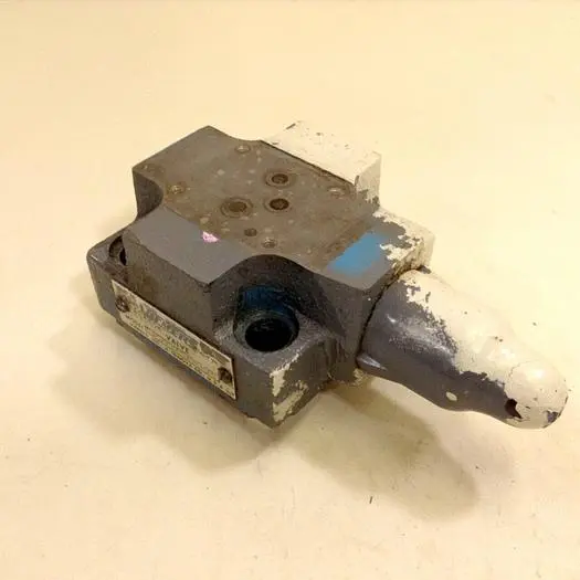 Used VICKERS CVCS25C1S2W24510AP10 Valves/Fittings Michigan US | Ideal Machinery #701053
