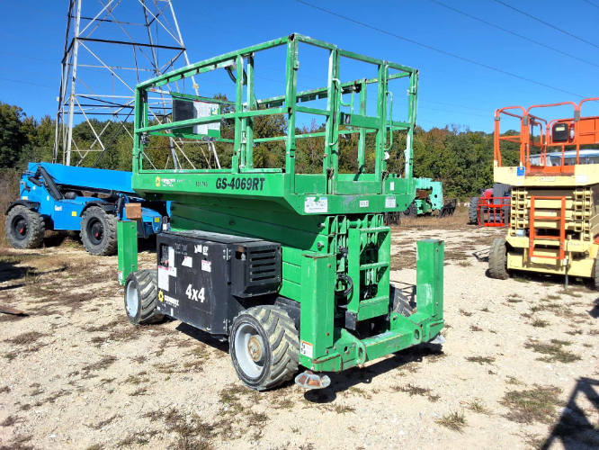 Used 2016 Genie GS-4069 RT Scissor Lifters North Carolina US | Stack Equipment #1550305