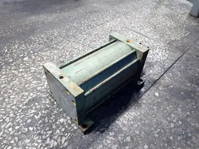 Thomas Johnson Pneumatic Cylinder