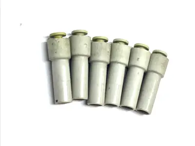 USED SMC PLUG-IN REDUCER 4MM TUBE - 10MM ONE-TOUCH FITTING