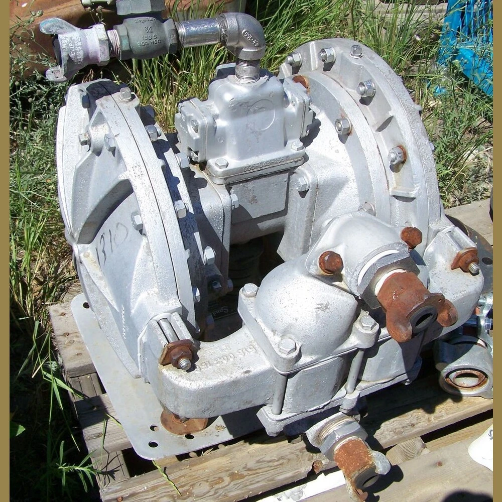 Sandpiper ST 1½-A Diaphragm Pump