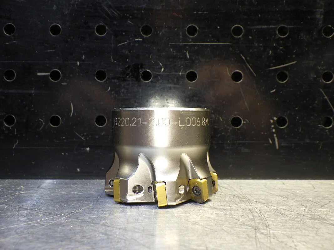 SECO 2" Coolant Thru Facemill 3/4" Arbor R220.21-2.00-LO06.8A (LOC3343A)