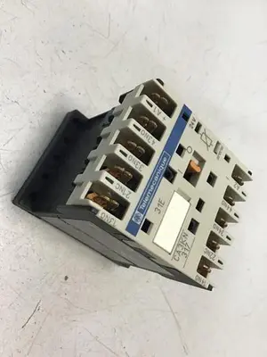 USED TELEMECANIQUE CA3KN317