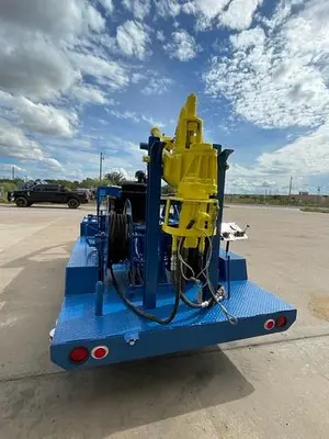 USED 2001 BOWEN 2.5