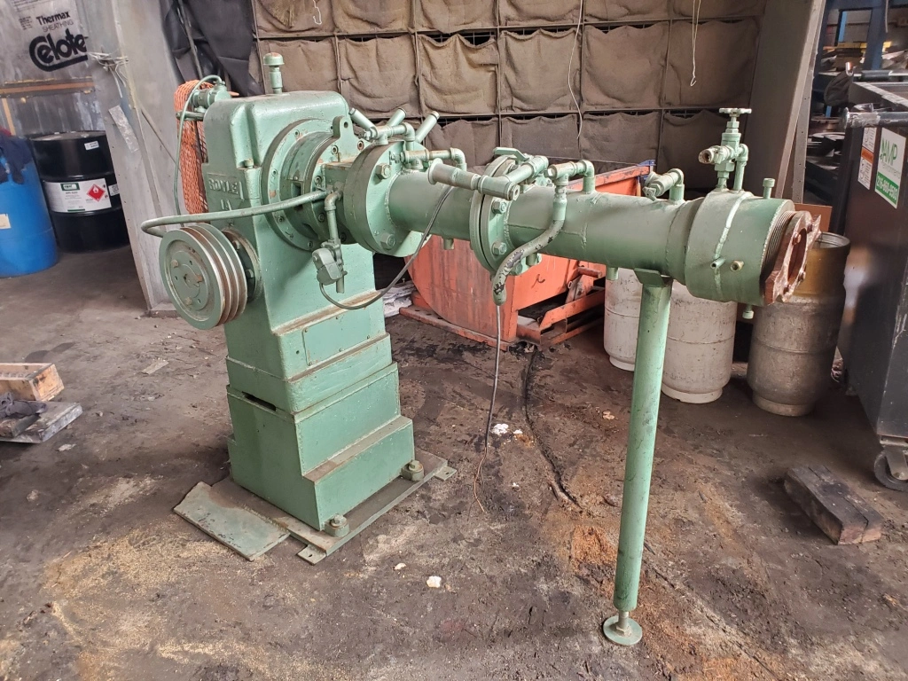 Royle 2 1/2" Cold Feed Rubber Extruder
