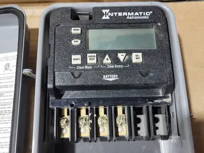 Used INTERMATIC ET8015CR Misc Electrical & Power Parts British Columbia CA | Lenmark #1439512