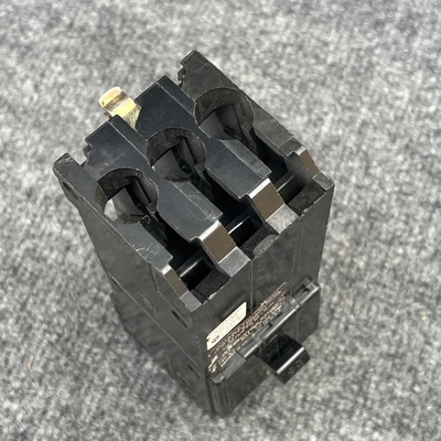 New | in-Stock Square D Q1380 Circuit Breakers California US | Davliegogo LLC #1707086