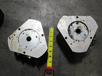 Lot of 2 Pneumatic Air Chucks Roughly 7" Diameter Clamp AutoGripper AutoGrip