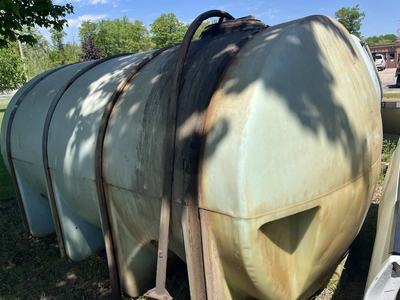 3,000 Gallon Polly Tank Plastic