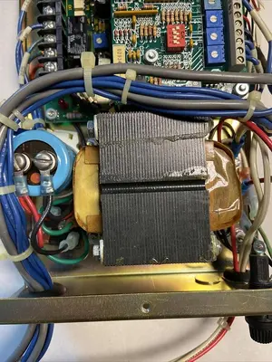 USED INDUSTRIAL DEVICES D2502B