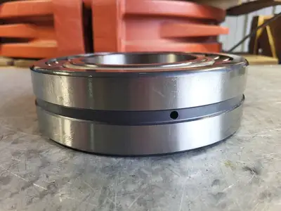 NEW SKF 22226 EK/C3