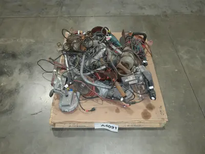 PALLET OF ASSORTED TOOLS