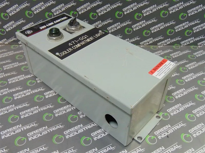 General Electric CR360L 300-Line Control 30 Amp Lighting Contactor Assembly Used