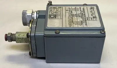 Used SQUARE D 9012GAW2 Miscellaneous Equipment (Electrical & Power) | Surplus Asset Holdings #1202848