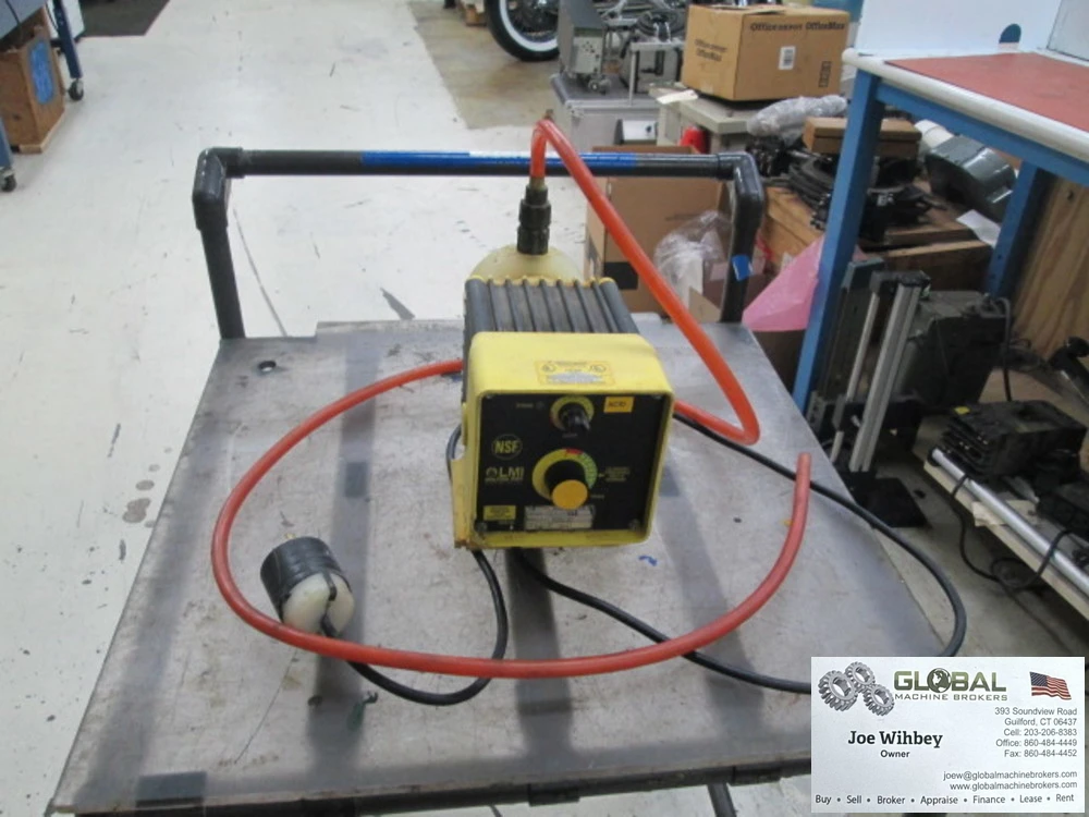 LMI Milton Roy C111-72S Pump Metering, 2.5 GPH, PVC Head, TFE Diaphragm