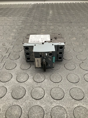 USED SIEMENS 3RV2011-1KA10