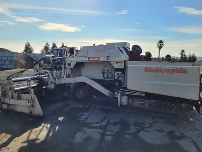 USED 2005 CEDARAPIDS CR361