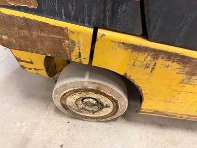 2019 YALE GLC080VXNGSE088 FORKLIFTS | Platinum Group (13)