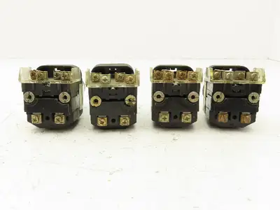 Allen Bradley 800T-PT16 Green Illuminated Pushbutton 30mm Mixed Lot of 4