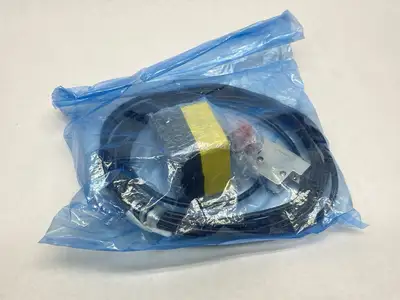 HW1X | Idec Type  Control Box Emergency Stop Pushbutton - New