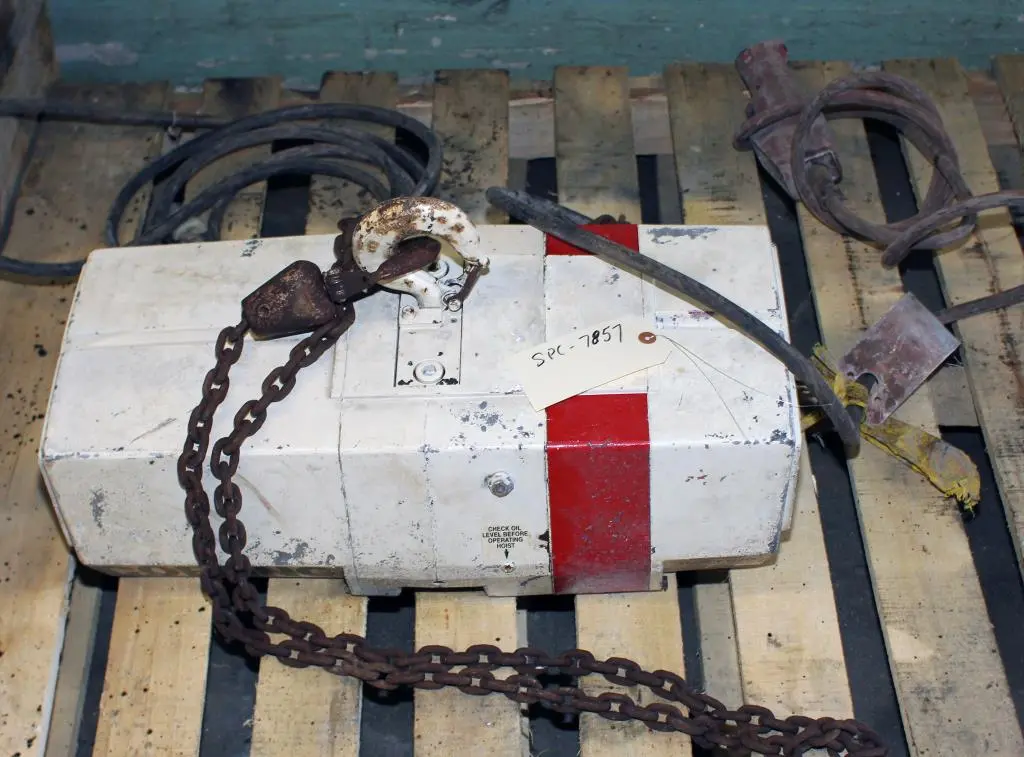 SPC7857  Material Handling Equipment chain hoist, 1000 lbs. Coffing Hoists 12 ' long chain