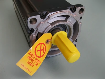 NEW Allen-Bradley MPL-B430P-SK74AA