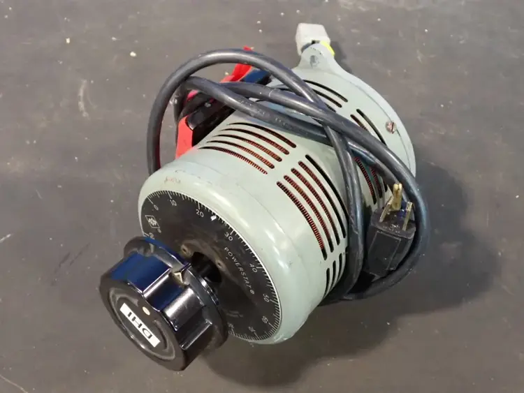 Used POWERSTAT 116U Transformers Ohio US | HGR 24 #998371
