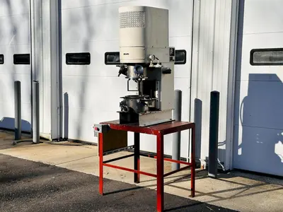 USED 1998 PREMIER MILL PLM-5