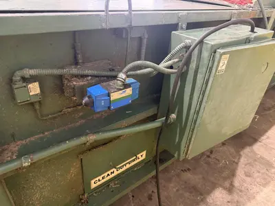 30" X 42" BALEMASTER MODEL #360A CLOSED DOOR HORIZONTAL HYDRAULIC BALER: YOBRO #25089