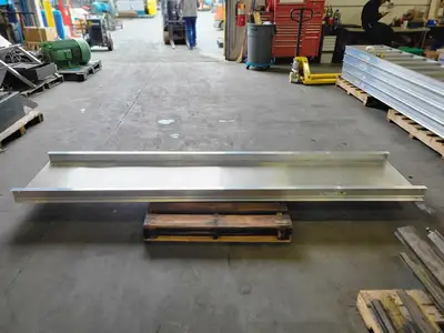 USED LEGRAND P300230