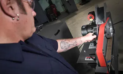 New | in-Stock JET SWG-272 Belt Grinders Including Sanders Illinois US | Olympus Machinery Group #1351198