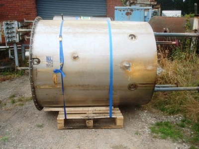 2200L S/S JKTD Enclosed Mixing Tank