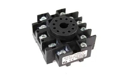USED ALLEN BRADLEY 700-HN126