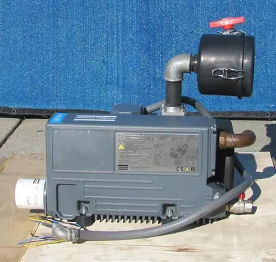 Atlas Copco 3 HP GVS Oil Lubricated Rotary Vane Vacuum Pump 42 CFM 230/460V
