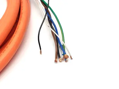 2090-CSBM17G-14AF05 | Sunchu  Servo Motor Power Cable - Used