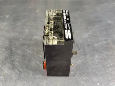 NEW MOELLER ZM6-50-320-OBI-CNA