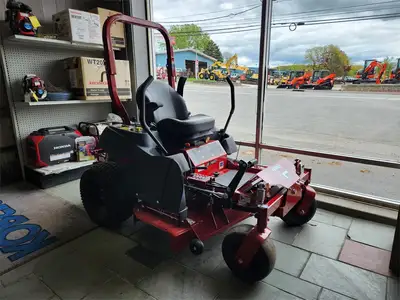 New | in-Stock FERRIS IS700ZB2752 Mowers | Abele Tractor #1342973