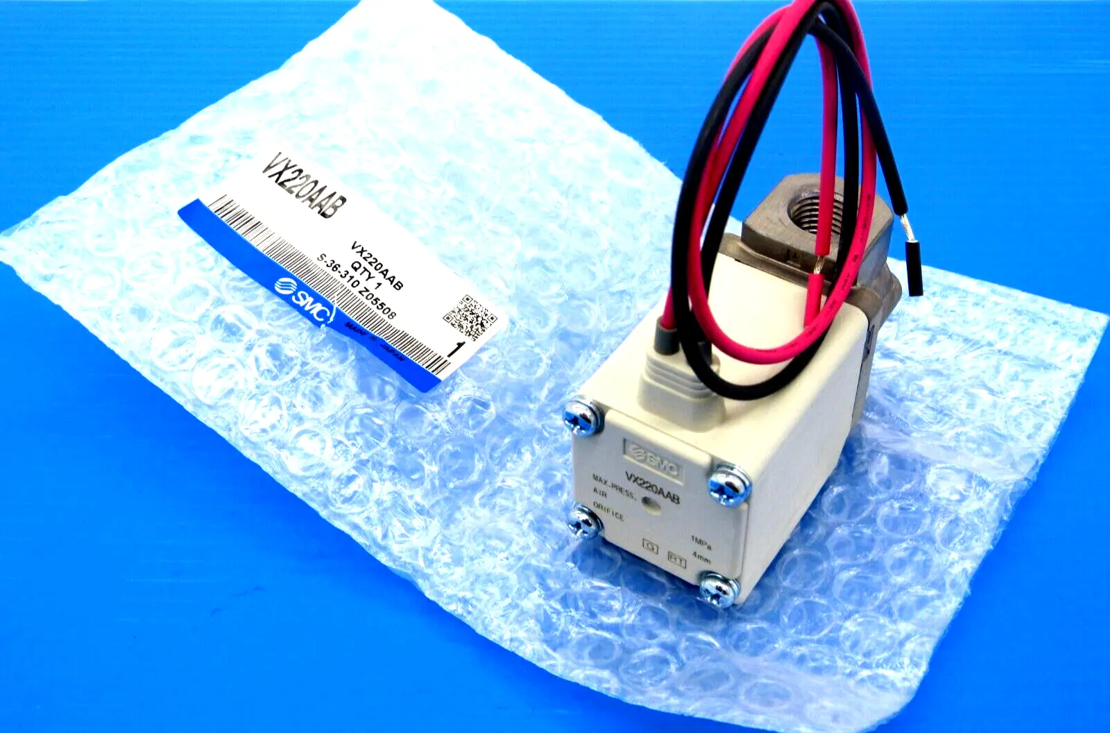 NEW SMC VX220AAB 2 PORT VALVE