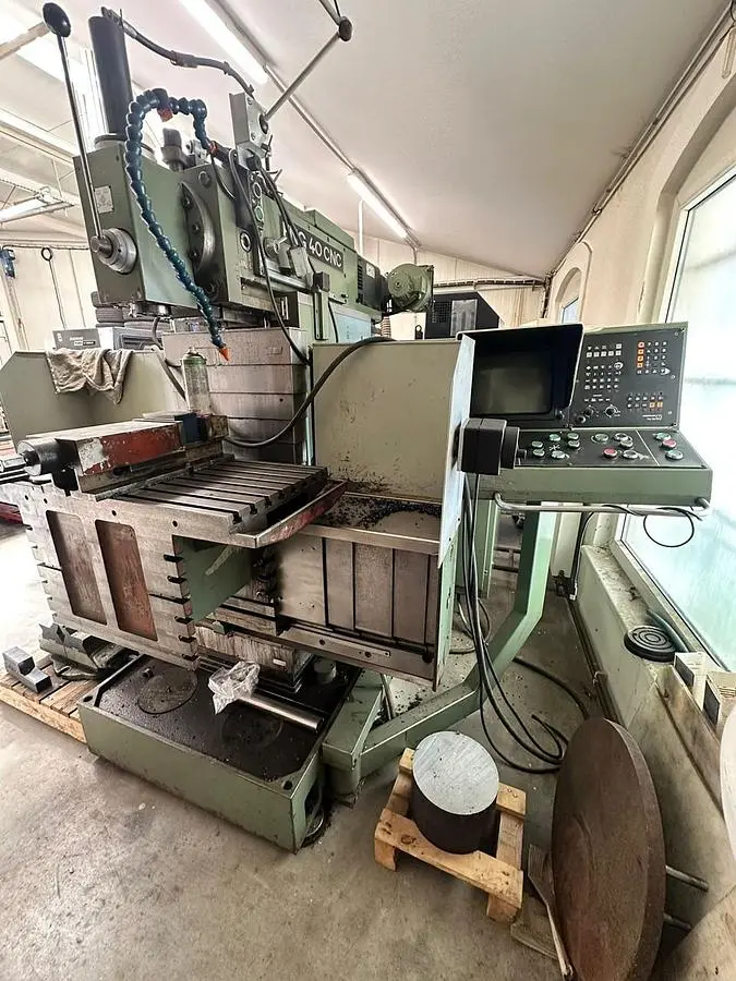 Used 1987 TOS FNG 40 CNC Universal Mills CZ | Amaron s.r.o. #1149660