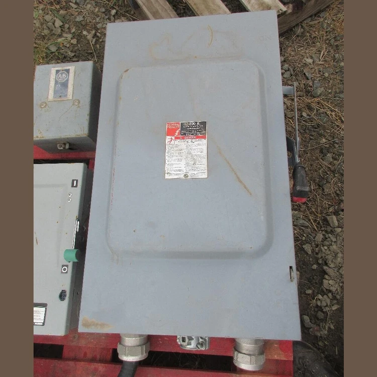 Used FEDERAL PIONEER SWITCHMATIC Switchgears British Columbia CA | Savona Equipment LTD #1169082