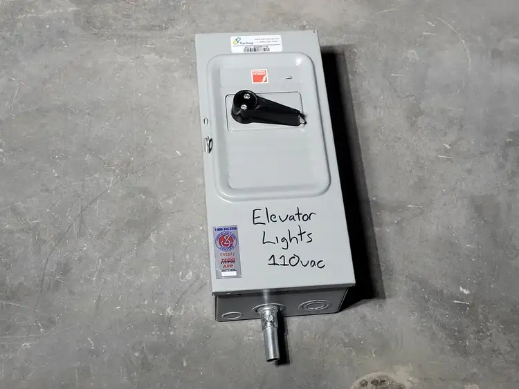 Used SWITCHMATIC 1332SN Switchgears British Columbia CA | Lenmark #835824