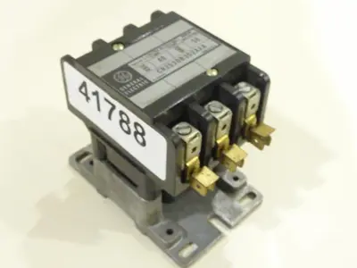 USED GENERAL ELECTRIC / GE CR253DB302AAA