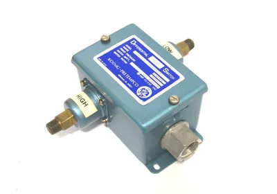 NEW KOENIG PRETEMPCO DPS-300-PIOOPA-82582-5 PRESSURE SWITCH DPS300PIOOPA825825