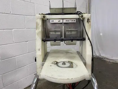 FoodTools Round Cake Slicer