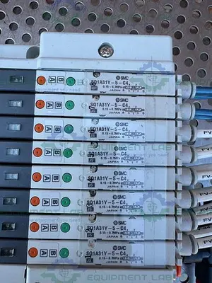 USED SMC EX-140-SDN1 INTERFACE SERIAL UNIT W/ LOT OF 8 SQ1A31Y-5-C4 SOLENOID VALVE