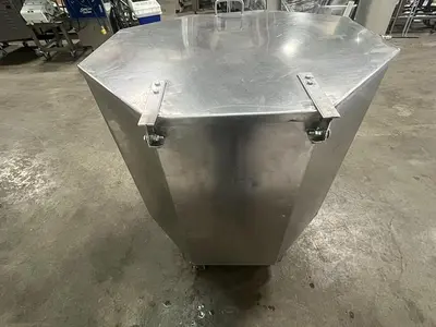 215L Octagonal Jacketed Balance Tank
