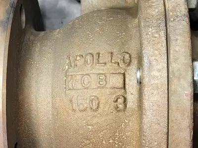 USED 2012 APOLLO 88A24001