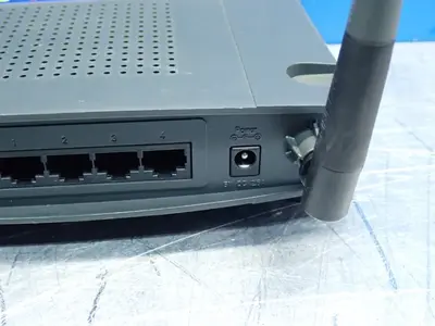 USED CISCO SYSTEMS WRT55AG
