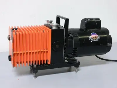 USED ALCATEL 2008A DUAL STAGE ROTARY VANE VACUUM PUMP W/ FRANKLIN 1/2 HP MOTOR